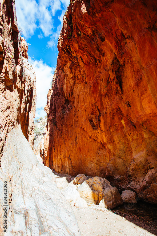 Obraz premium Standley Chasm near Alice Springs in Australia