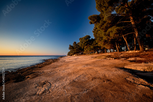 Fototapeta Naklejka Na Ścianę i Meble -  sunset on the beach