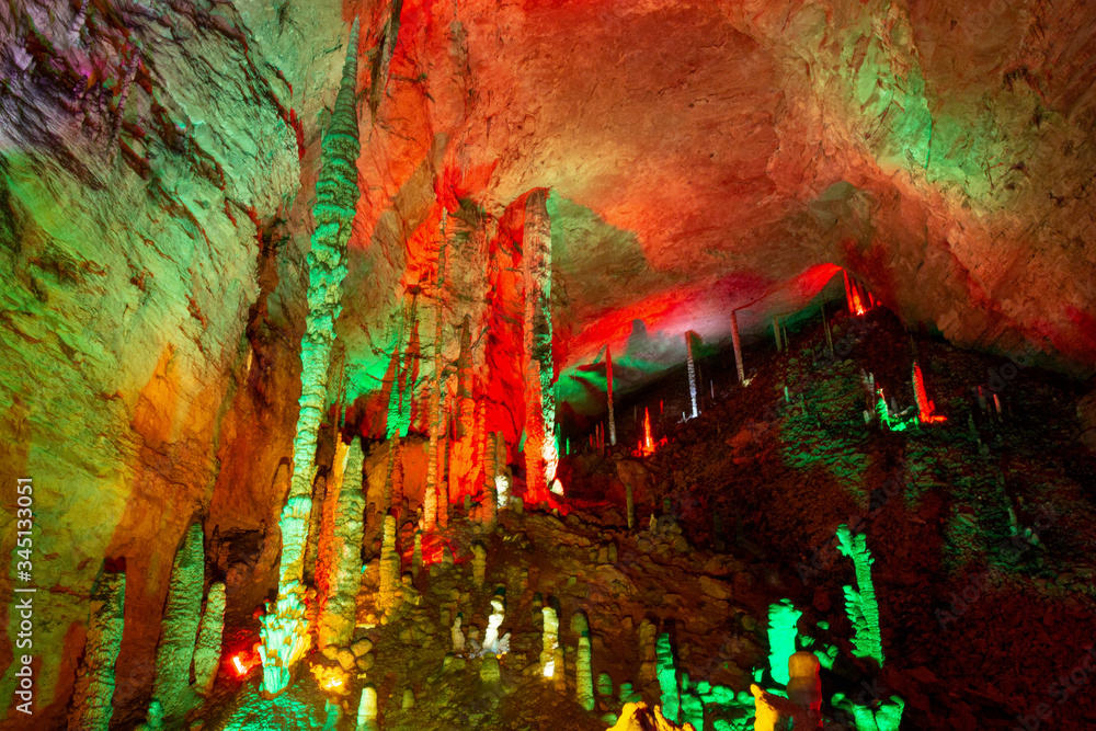 Obraz premium Huanglong Cave, Zhangjiajie, China