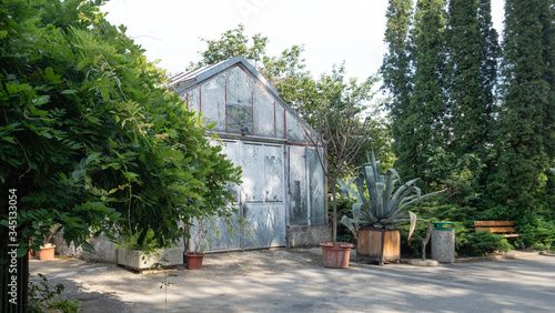 Wallpaper Mural Botanical garden Torontodigital.ca
