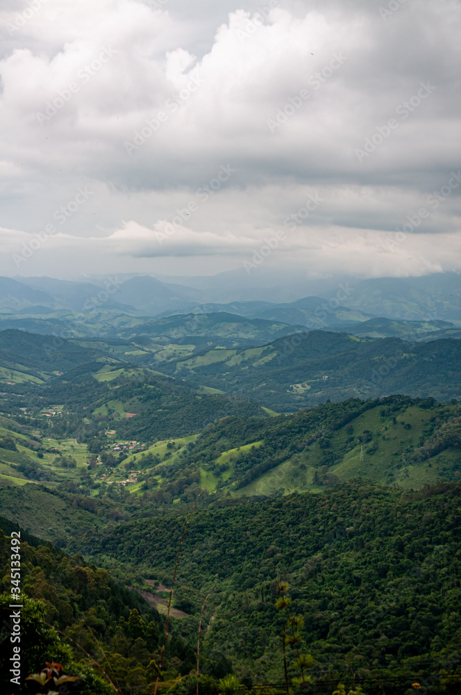 Vista áerea de Campos do Jordão, Serra da Mantiqueira, São Paulo