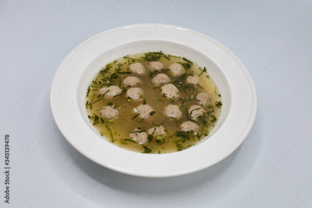 a bowl of beef ball soup, chinese styles
a bowl of beef ball soup, chinese styles