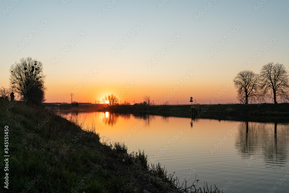 Fototapeta premium Sunset at the Havel Canal near Schoenwalde in Brandenburg, Germany