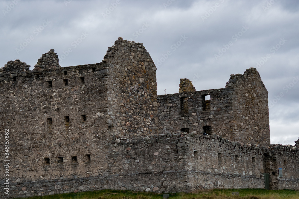 scottish castle ruins