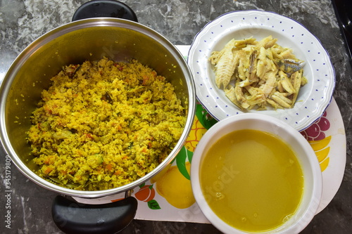 Obraz na płótnie Cuscus di pesce, piatto tipico della sicilia occidentale w salonie