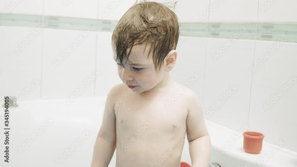 Shampoo on the head Shampoo on the head