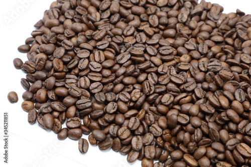 roasted coffee beans with background 