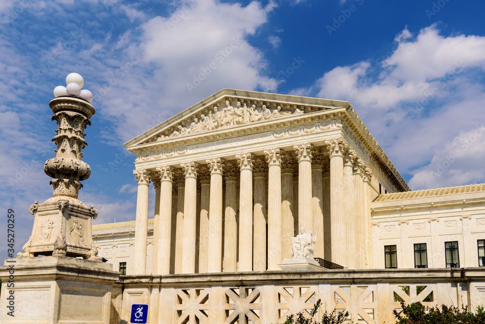 Fototapeta premium The Supreme Court of the United States. The front of Supreme Court of United states building in Washington 