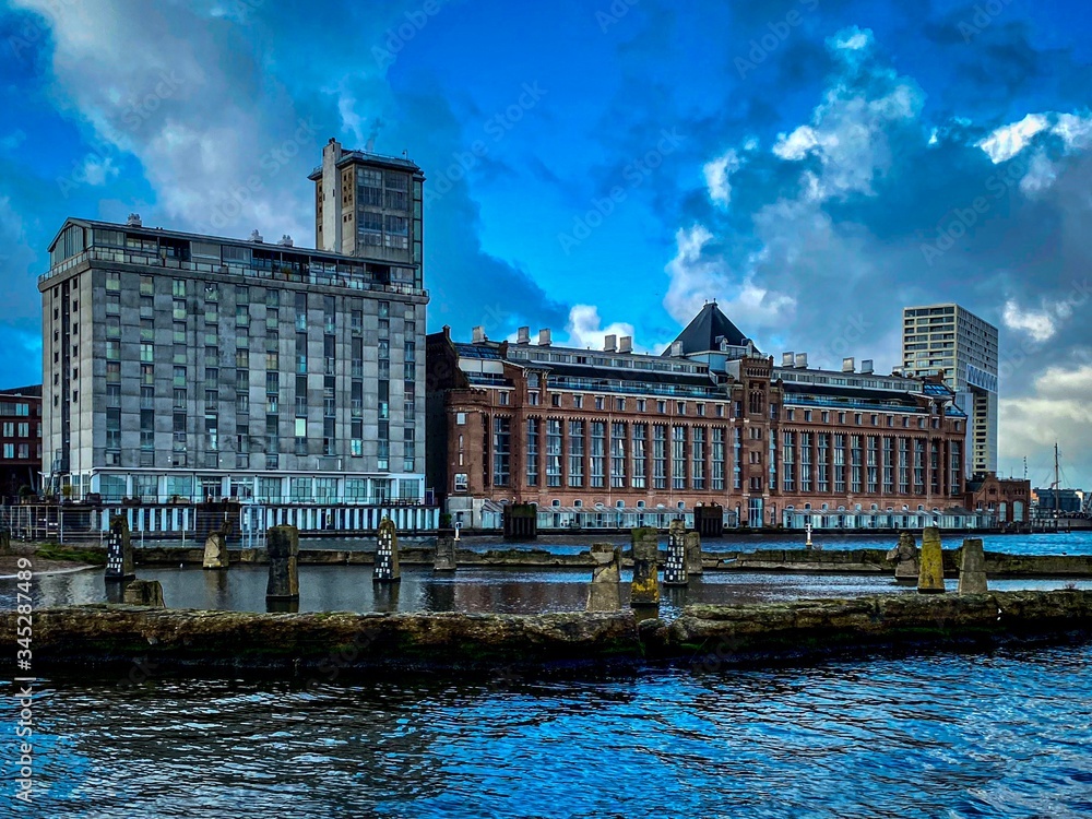 Obraz premium Amsterdam The Netherlands historical city center and canals