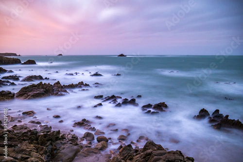 Coucher de soleil à Porthivy (Quiberon, Morbihan) en pose longue