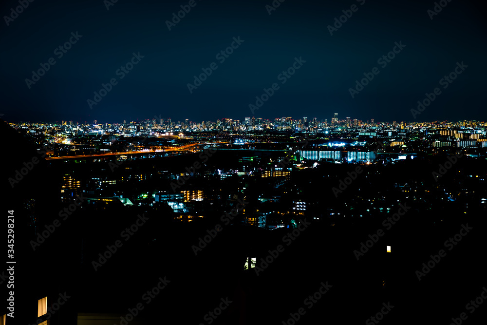 Naklejka premium 兵庫県宝塚市 雲雀丘の住宅街からの夜景