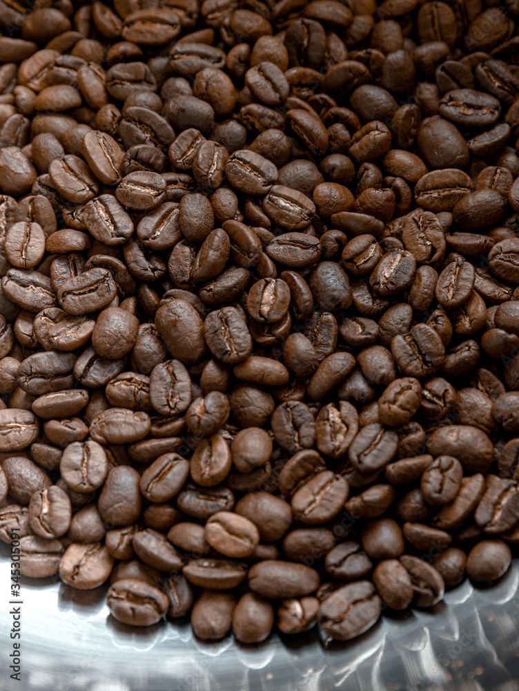 Obraz premium roasted coffee beans for drinks