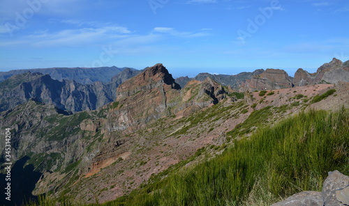 Bergmassiv im Landesinneren auf Madeira
