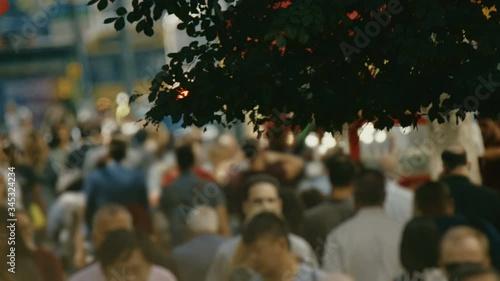 Wallpaper Mural 4k cinematic footage. Crowded avenue. New York City. US. People walking in busy street of Manhattan. Traffic passing by. Torontodigital.ca