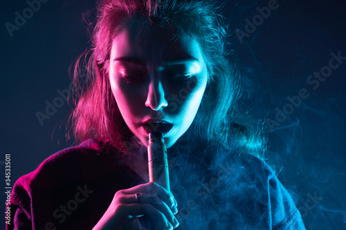 Electronic cigarette. Beaut...