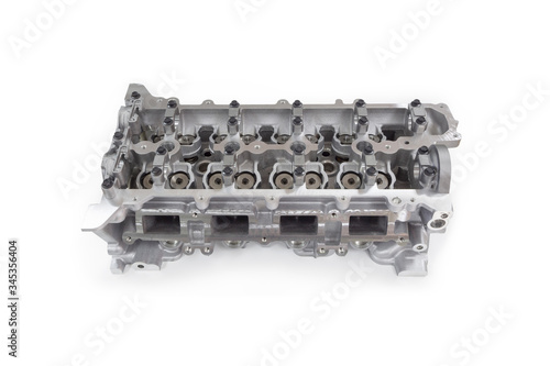 Cylinder head machined for a 16 valve 1200cc gasoline engine compliant with Euro6 anti-pollution regulations