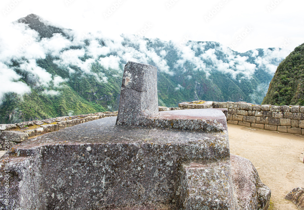 AL final del valle se llega a Machu Pichu
