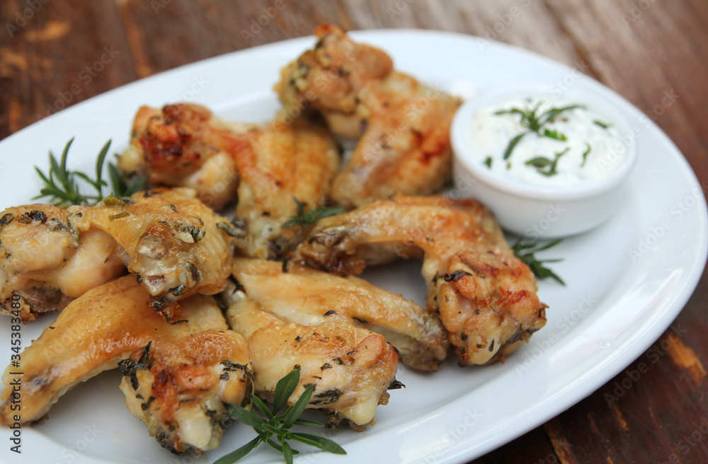 Crispy Chicken Wings with yogurt sauce Crispy Chicken Wings with yogurt sauce