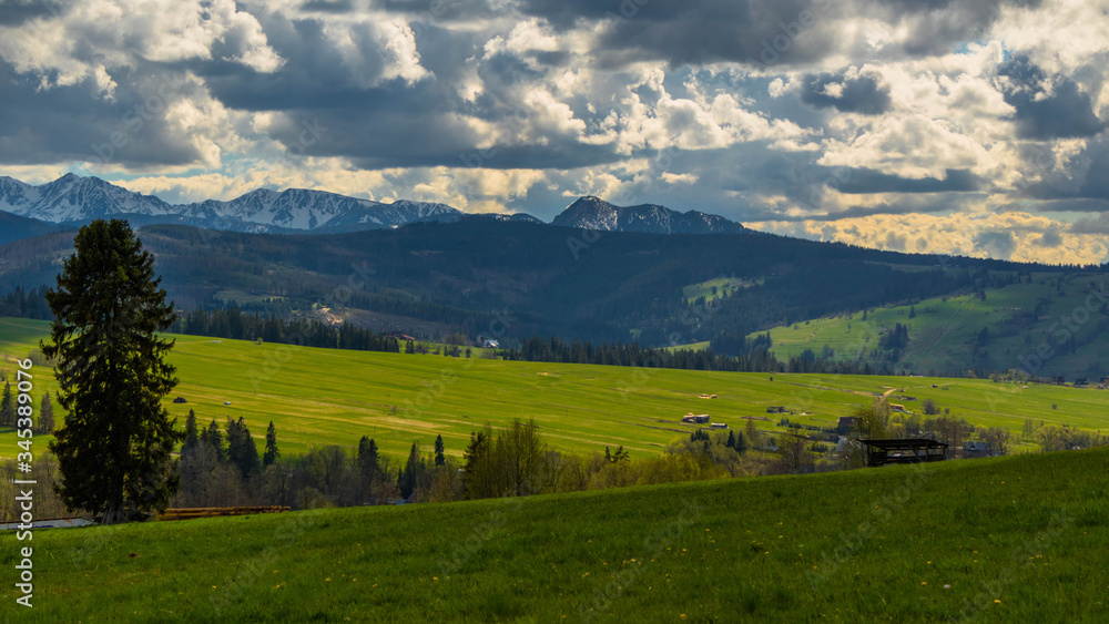 Panorama na Tatry z Dzianisza - z Magury Witowskiej Panorama na Tatry z Dzianisza - z Magury Witowskiej