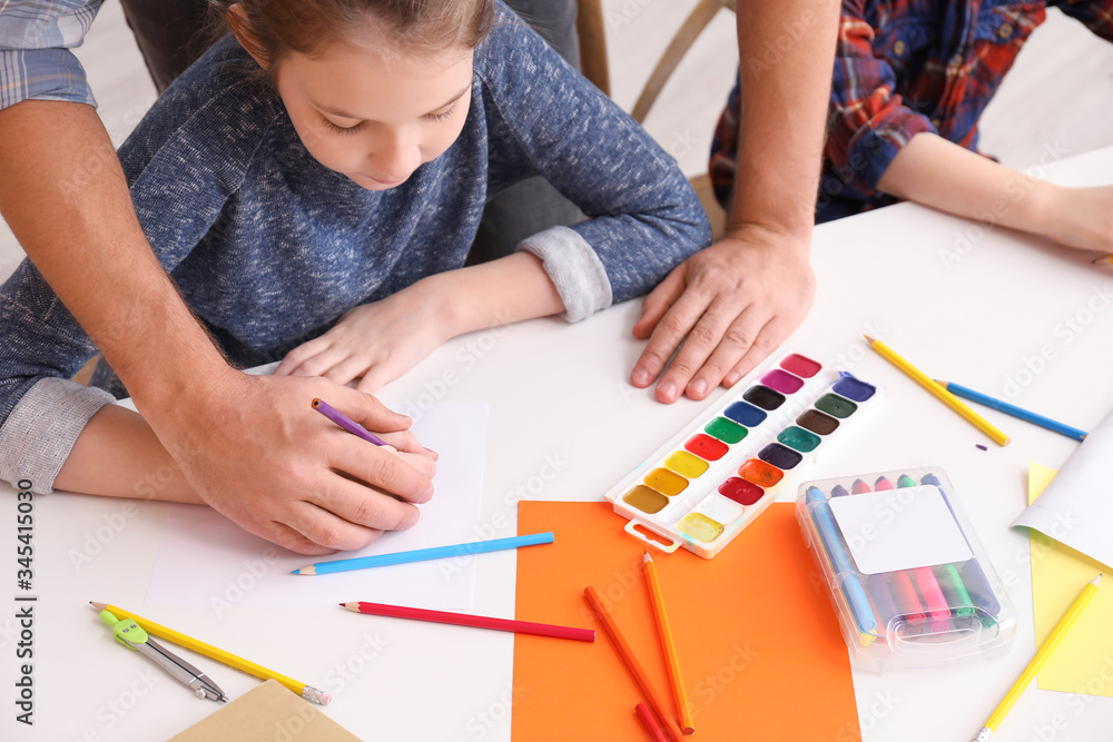 Drawing teacher giving private lessons at home Drawing teacher giving private lessons at home