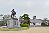 今治城「藤堂高虎の像」　愛媛県今治市