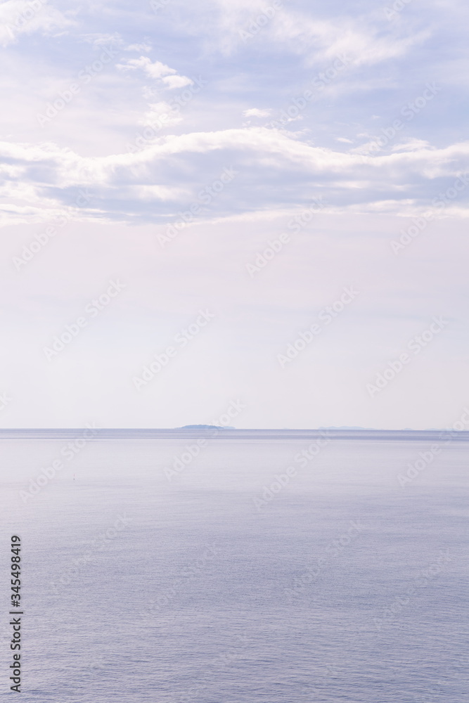 Fototapeta premium beautiful vibrant purple pastel and pantone color , amazing paradise sky in winter holiday .
