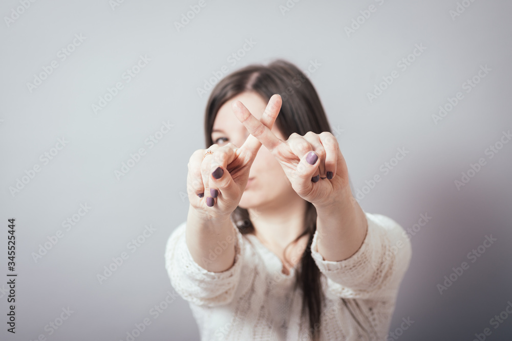 Girl shows stop Girl shows stop