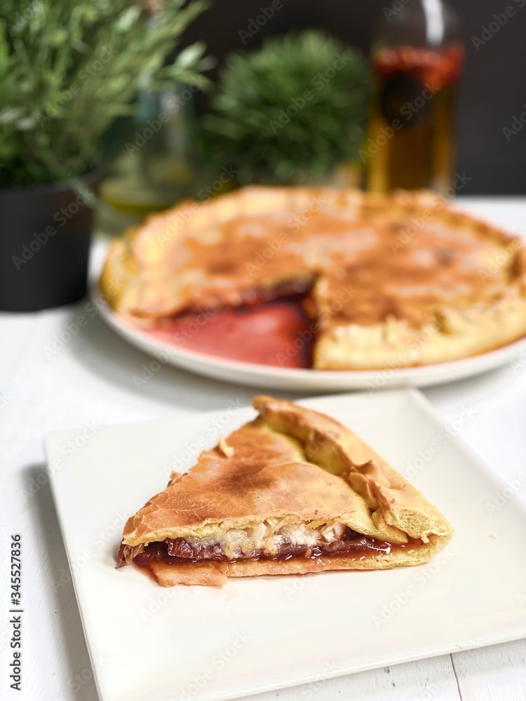 Empanada leonesa Empanada leonesa