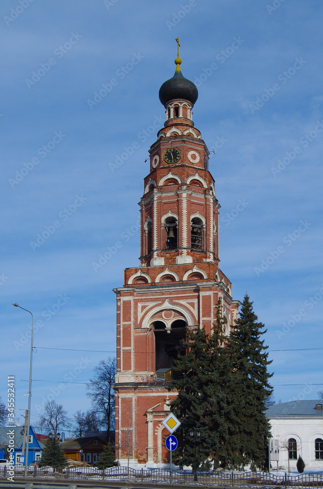 Fototapeta premium BRONNITSY, MOSCOW REGION, RUSSIA - MARCH, 2019: Cathedral complex of Bronnitsy. Bell tower of the Cathedral of the Archangel Michael
