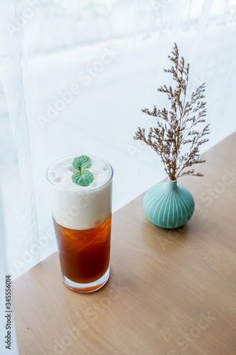 Peach Iced Tea in cafe.