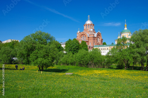 Billede på lærred Khotkovo, Moscow Oblast, Russia - May, 2019: Pokrovsky Hotkov Monastery in sunny
