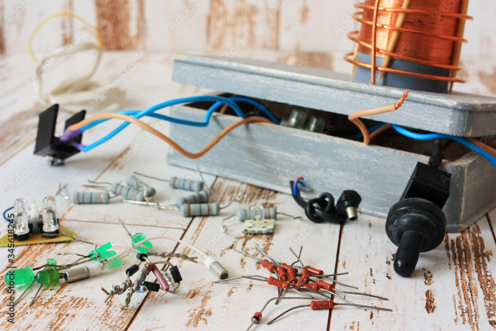 Radio components for wiring diagrams