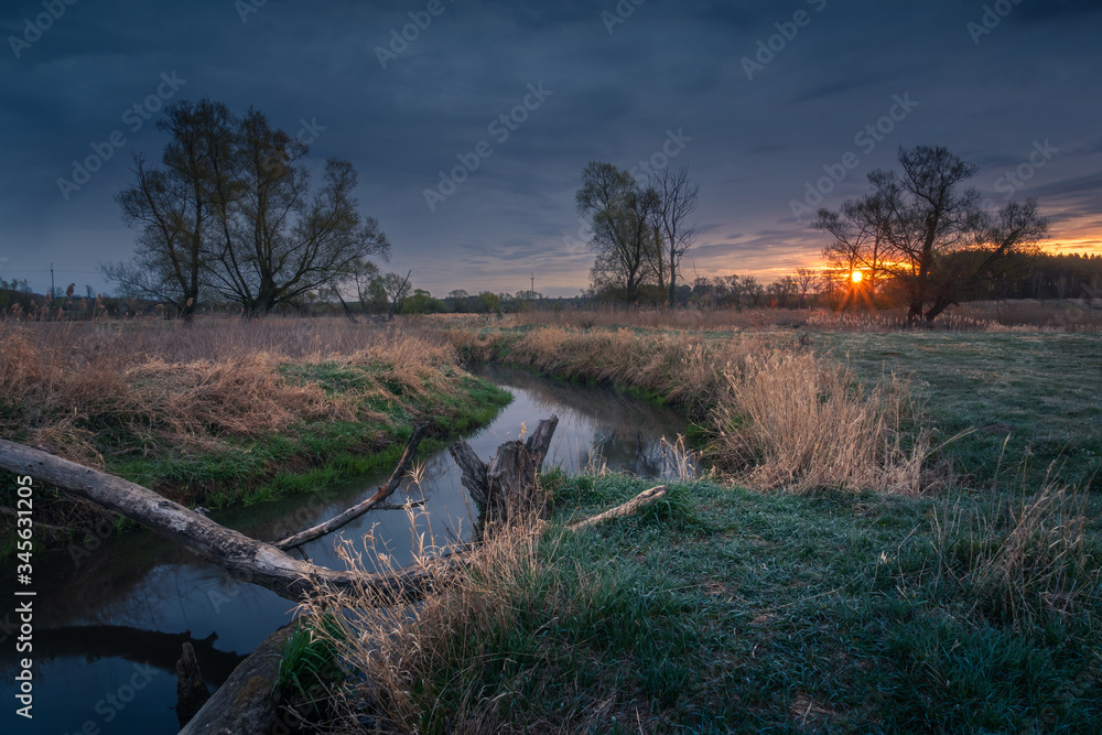 Sunrise in the Jeziorka valley near Piaseczno, Masovia, Poland