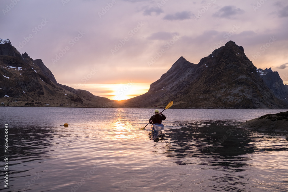 kayaking in Lofoten