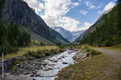 fiume nel vallone di Valeille, Lillaz, Parco Nazionale del Gran Paradiso © Roberto Zocchi