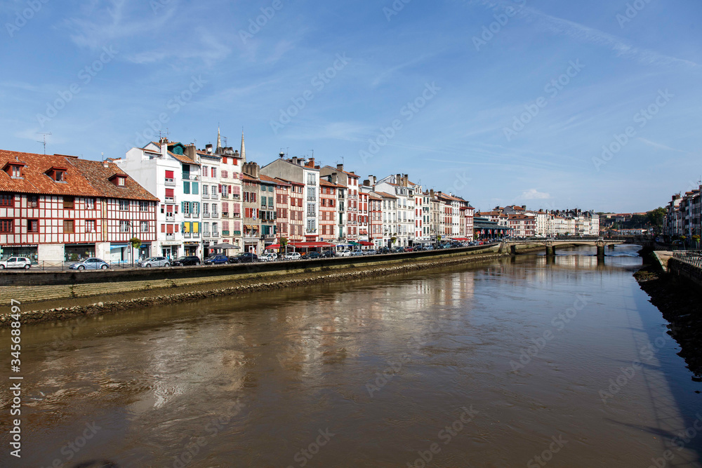 Rive La Nive and the town of  Bayonne
