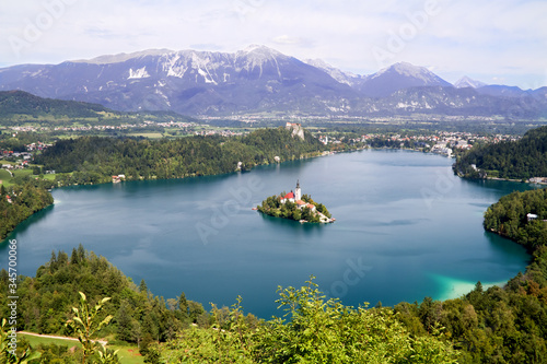 A panoramic view of the lake Bled with it´s island