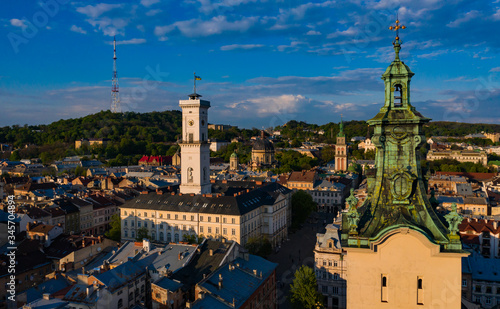 Obraz na płótnie View on Lviv city hall from drone w salonie