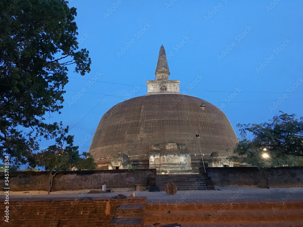 Rankot Vehera is a stupa located in Polonnaruwa, an ancient city in Sri Lanka. This stupa was built by Nissanka Malla of Polonnaruwa who ruled the country from 1187 to 1196. Rankot Vehera is a stupa located in Polonnaruwa, an ancient city in Sri Lanka. This stupa was built by Nissanka Malla of Polonnaruwa who ruled the country from 1187 to 1196.