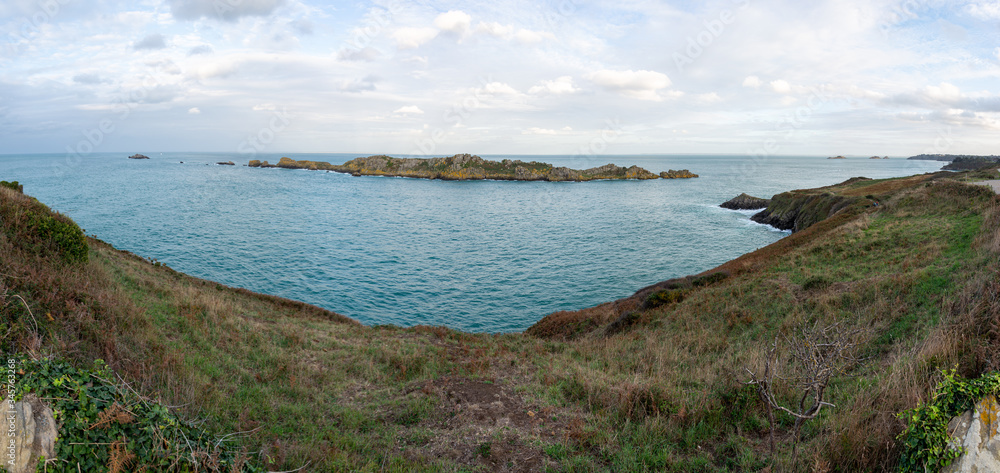 Panorama coucher de soleil Pointe du Grouin Côte d'Armor Bretagne France Panorama coucher de soleil Pointe du Grouin Côte d'Armor Bretagne France