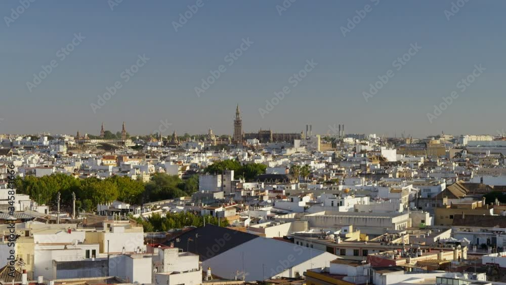 WS ZI Seville historic center with La Giralda bell tower WS ZI Seville historic center with La Giralda bell tower