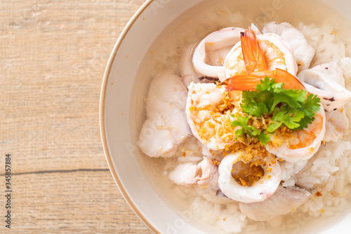 boiled rice soup with seafood