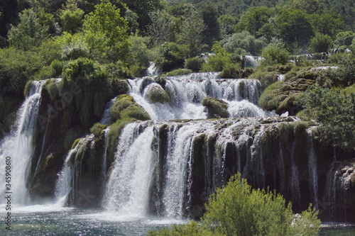 Wasserf  lle im Naturpark Krka