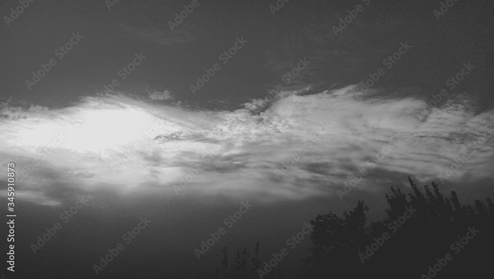 Obraz premium misty morning mist