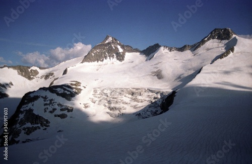 snow covered mountains alps snow covered mountains in winter