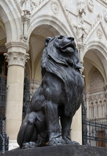 Parliament of Budapest - lion guard -