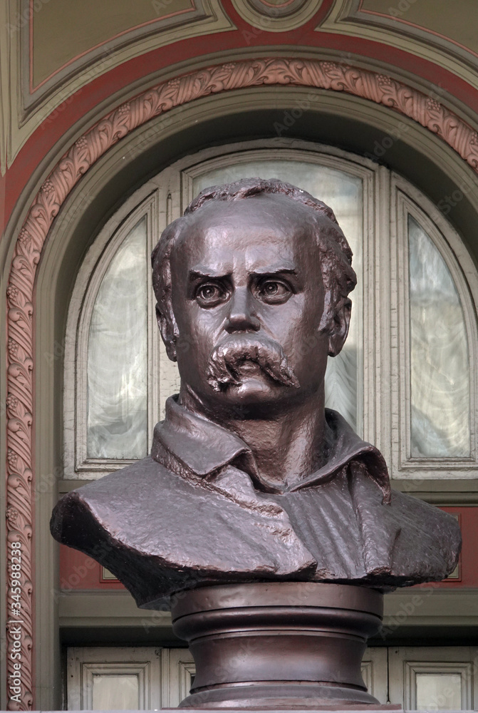 Naklejka premium Monument to Taras Shevchenko
