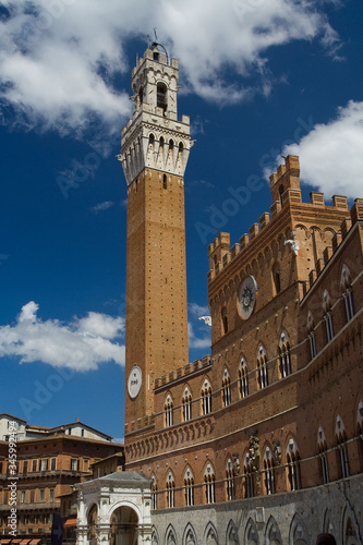 Torre del Mangia w Sienie - Toskania, Włochy