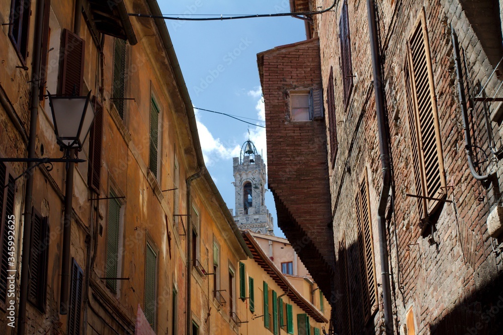 Naklejka premium Torre del Mangia w Sienie - Toskania, Włochy