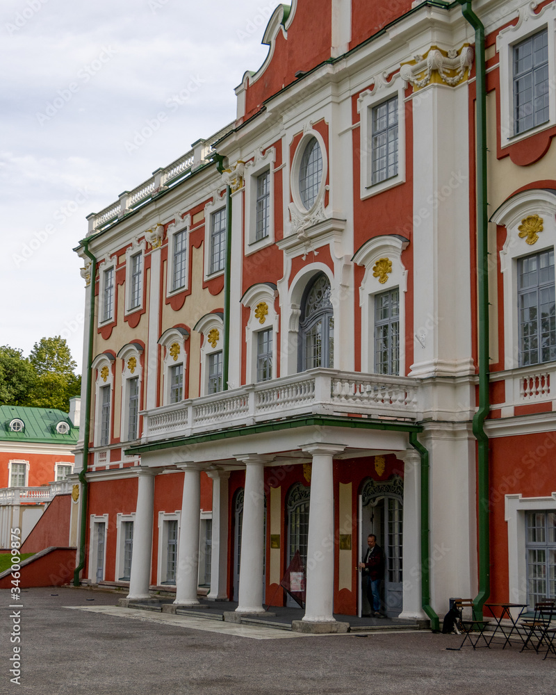 Obraz premium Kadriorg Palace, Tallinn / Estonia - September 03 2019. The Kadriorg Palace in the Kadriorg Park in Tallinn.